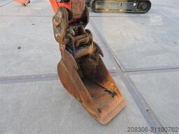 KUBOTA KX018-4