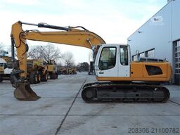LIEBHERR R916