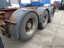 Renders ROC 12.27 Container Chassis / SAF +  DRUM / Lif...