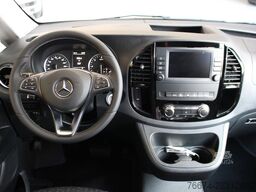 MERCEDES-BENZ Vito VanTourer Urban 