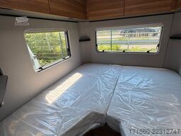 HYMER/ERIBA Eriba Novaline 442 Truma Combi 4E, Moving Paket