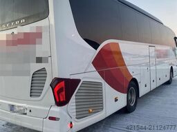 Setra S 515 HD bus w/ 49+2+1 seats, and low km condition