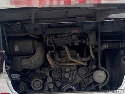 Setra S 515 HD bus w/ 49+2+1 seats, and low km condition