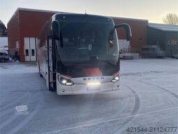 Setra S 515 HD bus w/ 49+2+1 seats, and low km condition