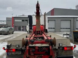 Volvo FH16 tridem hook loader with Joab hook with articu