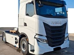 IVECO AS440S58 T/FP - ADR