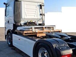 IVECO AS440S58 T/FP - ADR