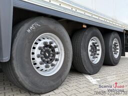 Schmitz Cargobull SCHMITZ SCB*3B LIFT AXLE BOX TRAILER