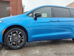 Chrysler Pacifica Sondermodell 100 Jahre Edition: