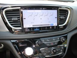 Chrysler Pacifica Sondermodell 100 Jahre Edition: