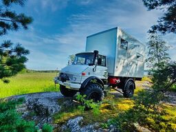 Mercedes-Benz Unimog 400