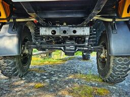 Mercedes-Benz Unimog 400