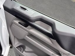 FORD TRANSIT CUSTOM 2.5 PHEV 320 L1 TREND MULTICAB FWD PLUG-IN HYBRID