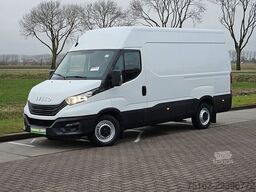 IVECO DAILY 35S14 L2H2 Airco Euro6