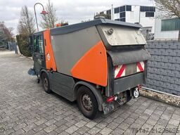 HAKO Citymaster 2250 Kehrmaschine 1. Hand 6.000 Bh