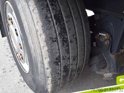 KRONE 2 Liftachsen (1.+3. Achse) Palettenkasten