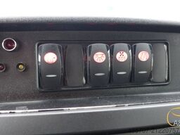 VOLKSWAGEN Crafter 2.5 TDI 23-Sitze