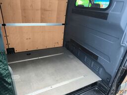 MERCEDES-BENZ Sprinter III Kasten RWD 317 CDI RWD