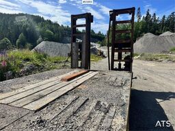 McCauley MAC machinery trailer with hydraulic loading ramps