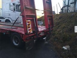 Vang SLHS machine trailer with hydraulic ramps