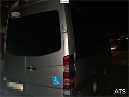 Mercedes-Benz Sprinter 518 w/ 17 seats. Eu-approved.