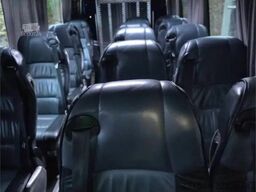 Mercedes-Benz Sprinter 518 w/ 17 seats. Eu-approved.