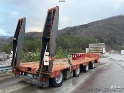 Vang SHSL 4 axle machine trailer w/ hydraulic driving b