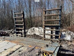 NC machinery trailer with manual loading ramps