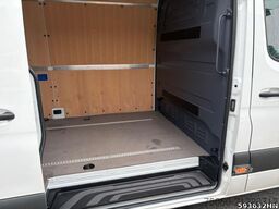 MERCEDES-BENZ Sprinter 317 CDI *Navi*L2H2*Klima*360°*Schwingsi