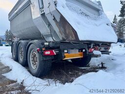 Carnehl asphalt trailer