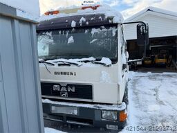 MAN 8.153 flatbed truck