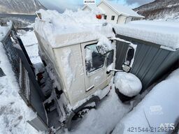 MAN 8.153 flatbed truck