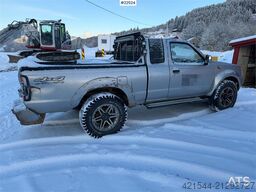 Nissan king cap pickup 4x4 repair object