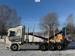 Scania R770 Tridem Timber Truck with Epsilon M110L crane