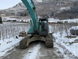 Kobelco SK300LC-10 excavator with excavation bucket, gradi