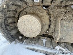 Komatsu PC50MR-2 Crawler Excavator with 4 buckets