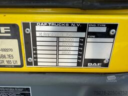 DAF LF 45 Machinetransporter Hydraulic ramps 48.000 km