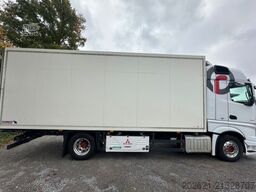 MERCEDES-BENZ Actros 1843 4x2 Kühler