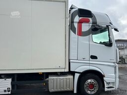 MERCEDES-BENZ Actros 1843 4x2 Kühler