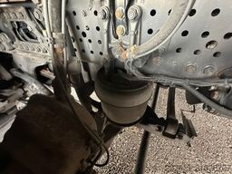 MERCEDES-BENZ Actros 1843 4x2 Kühler