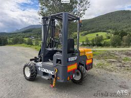  Loadmac 825 Trailer-Mounted Forklift – Only 130 Op
