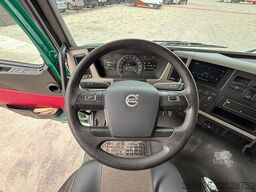 Volvo FM 450 8x4*4 HIAB 192E-5 / BOX L=6157 mm