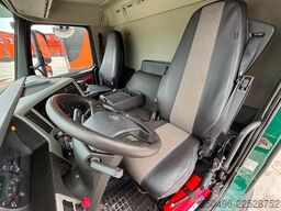 Volvo FM 450 8x4*4 HIAB 192E-5 / BOX L=6157 mm