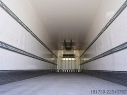 Lamberet reefer semi-trailer/ Carrier Vector 1550