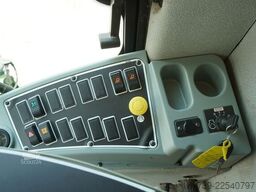 John Deere Sampo Rosenlew C6 Combine Harvester / 25