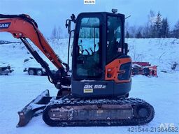 Doosan DX50Z-7 mini excavator – 3 buckets – swing boom –