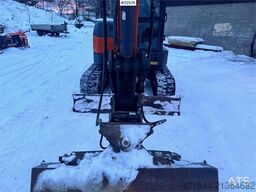 Doosan DX50Z-7 mini excavator – 3 buckets – swing boom –