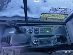 Doosan DX50Z-7 mini excavator – 3 buckets – swing boom –
