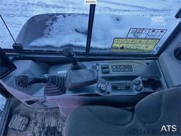 Doosan DX50Z-7 mini excavator – 3 buckets – swing boom –