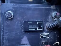 Doosan DX50Z-7 mini excavator – 3 buckets – swing boom –
